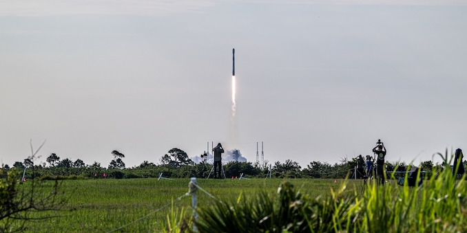 20260612_Starlink_10-54_liftoff_JP-1.jpeg